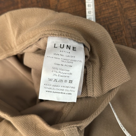 Lune Active Essential Pants in Tan - Picture 6 of 10